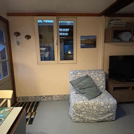 Hotel Aan De Dijk à Dordrecht Extérieur photo