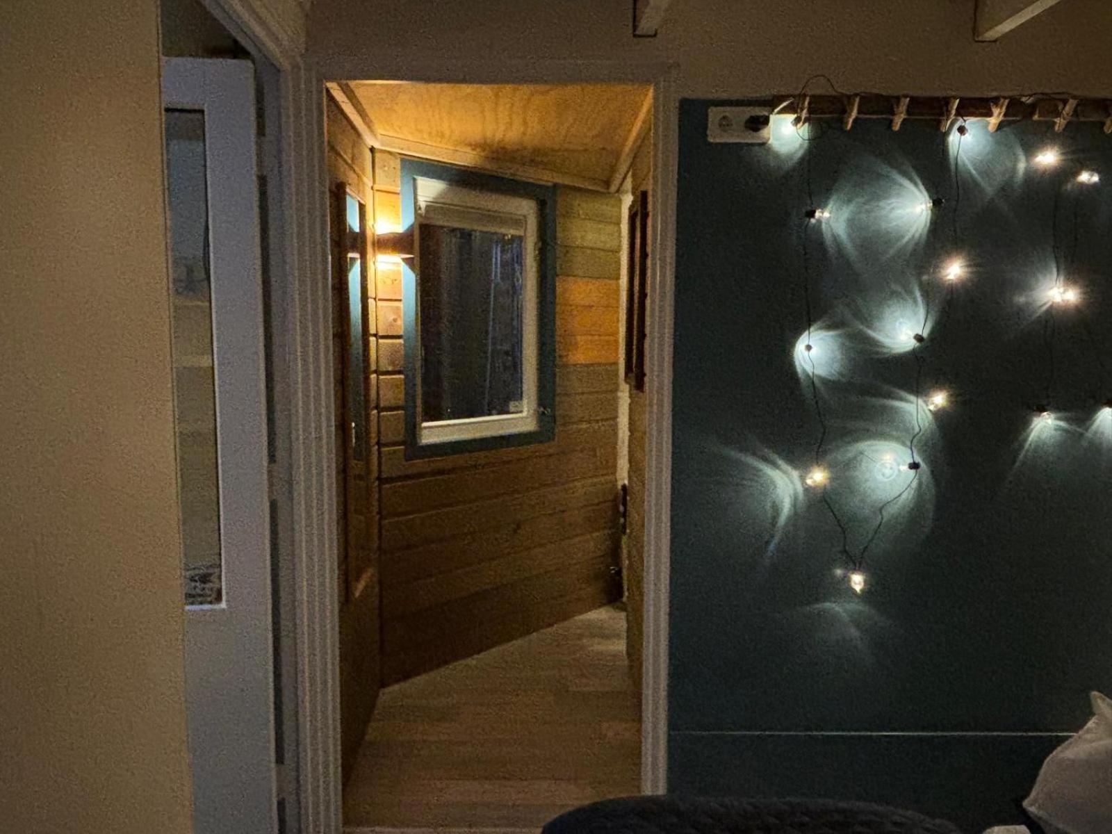 Hotel Aan De Dijk à Dordrecht Extérieur photo