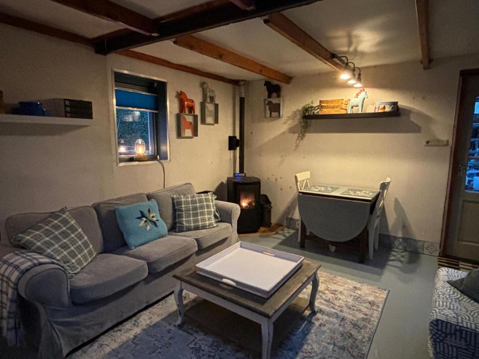 Hotel Aan De Dijk à Dordrecht Extérieur photo